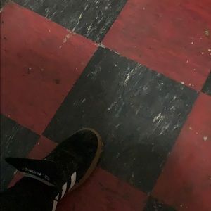 Meet your Posher, Robert